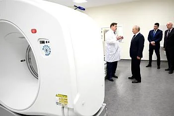 Владимир Путин высоко оценил оснащение онкологического центра
