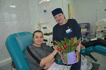 В ходе Всероссийской акции «Леди – донор» сдано почти двадцать литров крови